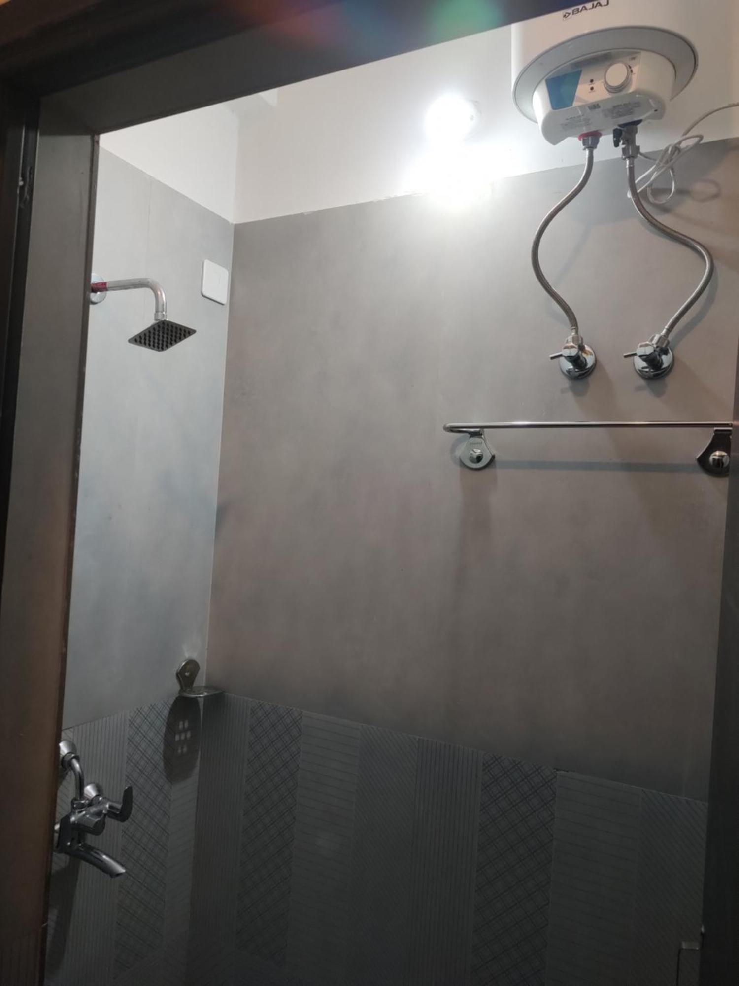 بيت شباب Tavasmi بوري المظهر الخارجي الصورة